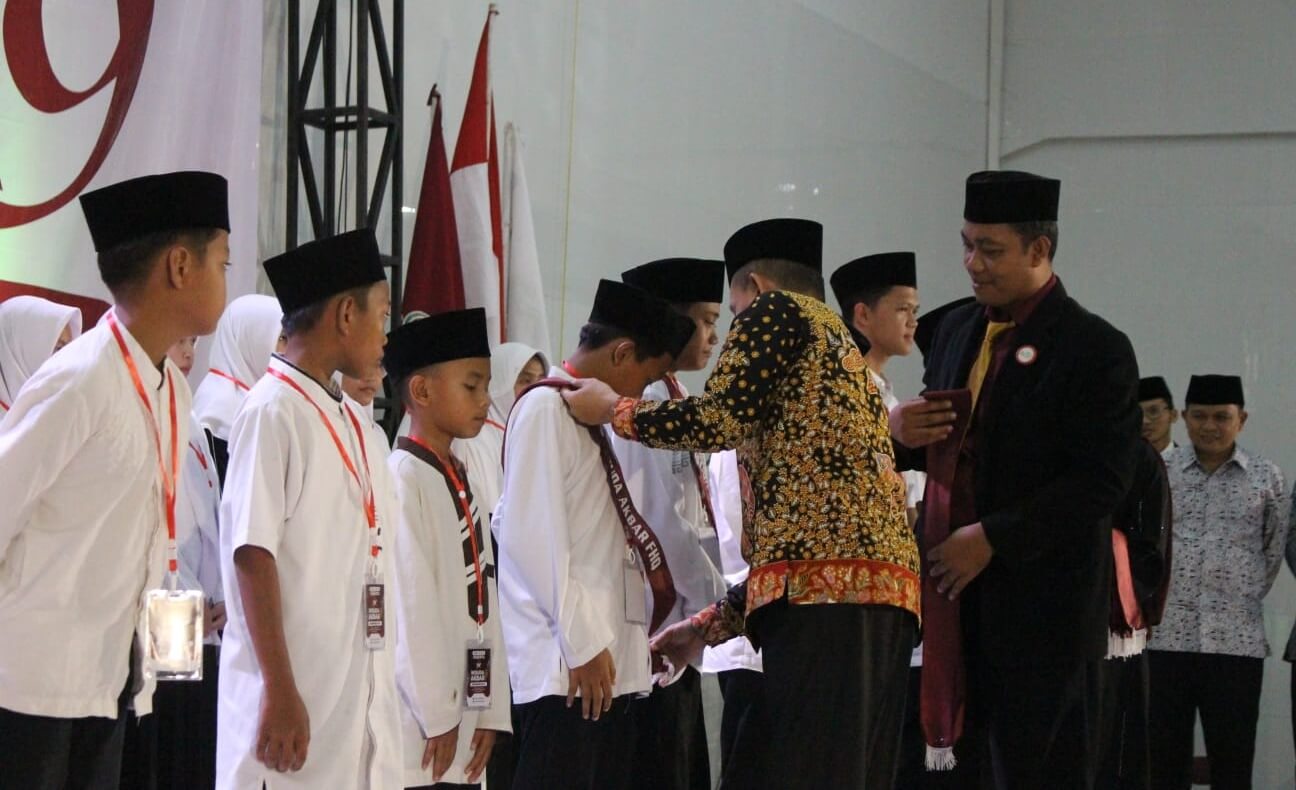 Wisuda Seribu Tahfidz Kemenag Tersedia Jalur Beasiswa Kedokteran bagi